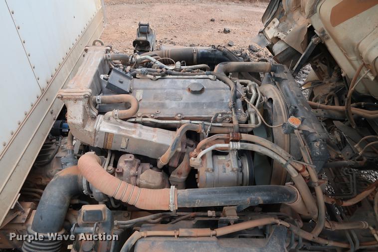 image for item DD5325 2009 GMC W4500 box truck