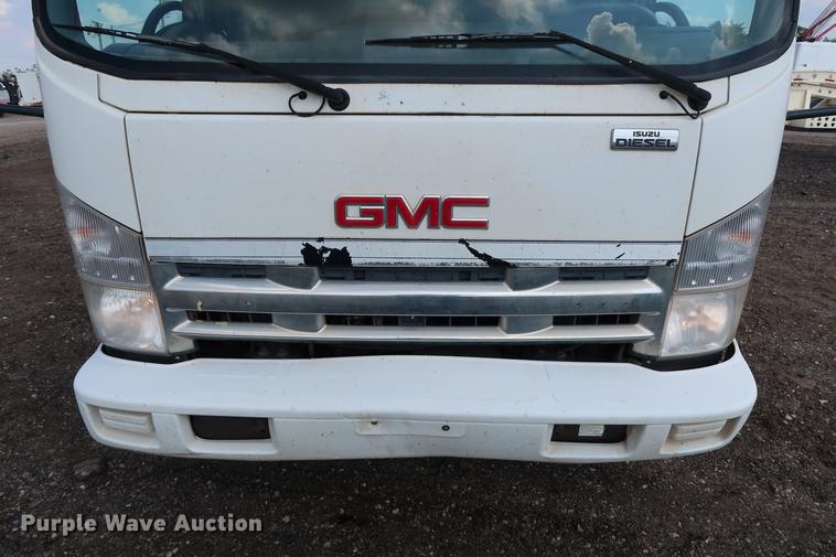 image for item DD5325 2009 GMC W4500 box truck