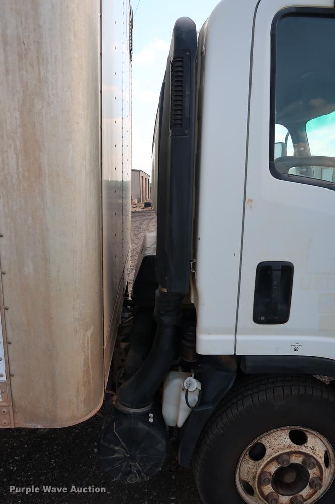 image for item DD5325 2009 GMC W4500 box truck