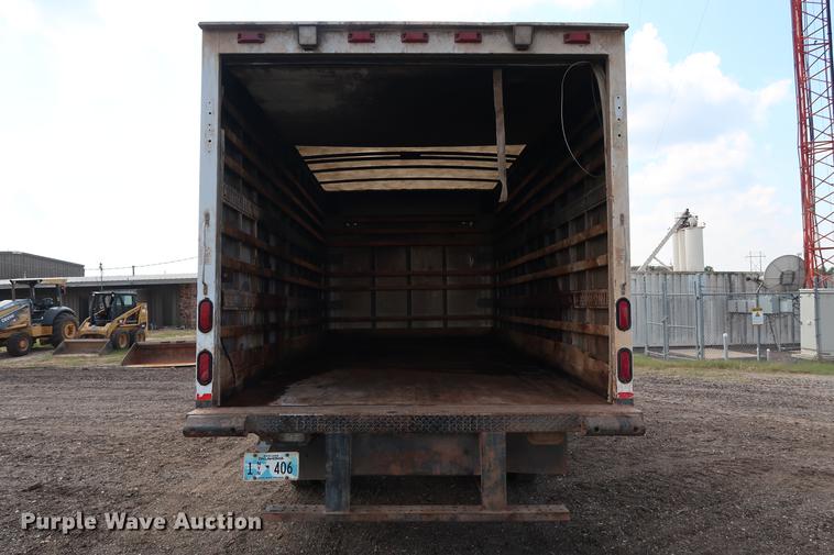 image for item DD5325 2009 GMC W4500 box truck