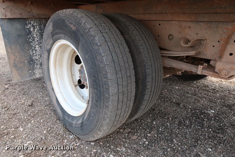 image for item DD5325 2009 GMC W4500 box truck