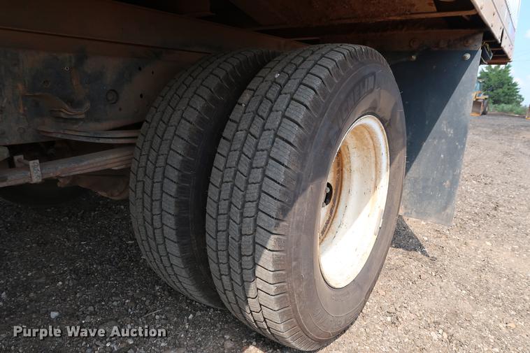 image for item DD5325 2009 GMC W4500 box truck