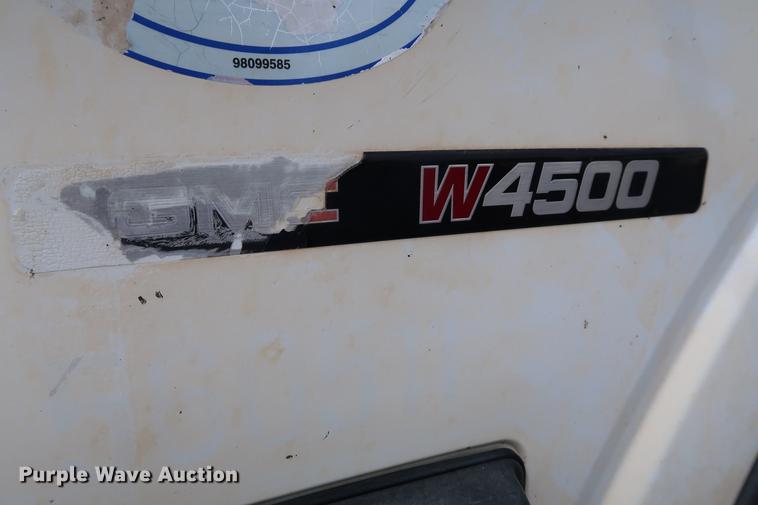 image for item DD5325 2009 GMC W4500 box truck