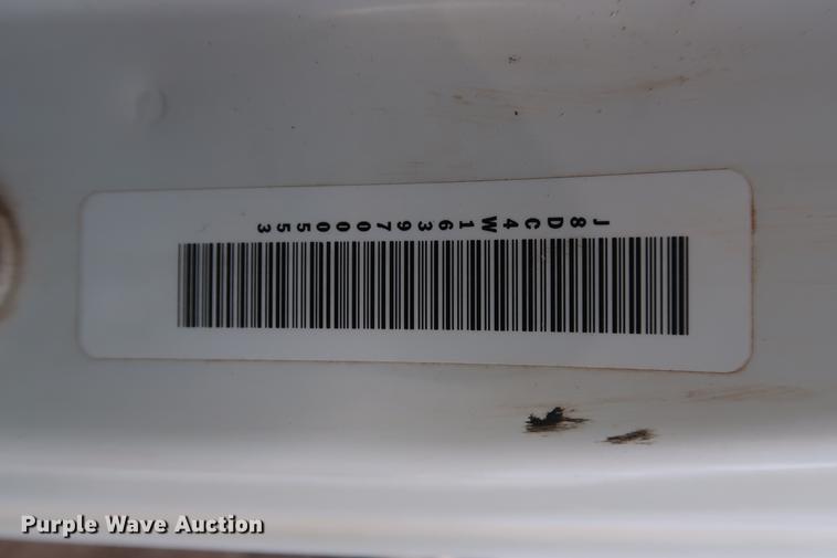 image for item DD5325 2009 GMC W4500 box truck