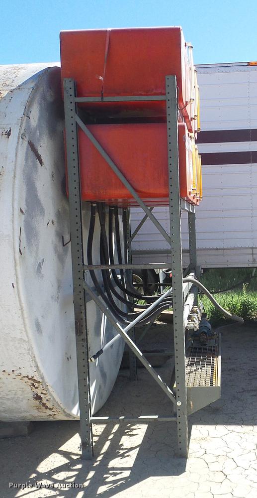 image for item DD5881 Oil storage unit