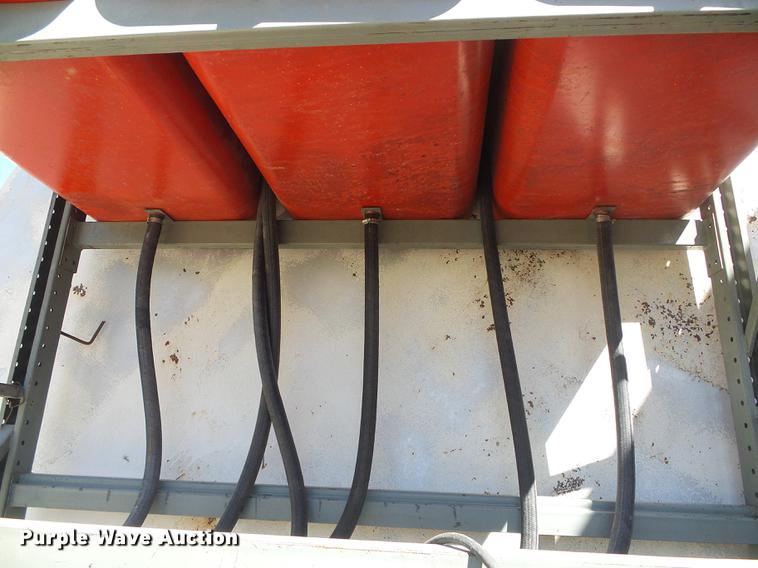 image for item DD5881 Oil storage unit