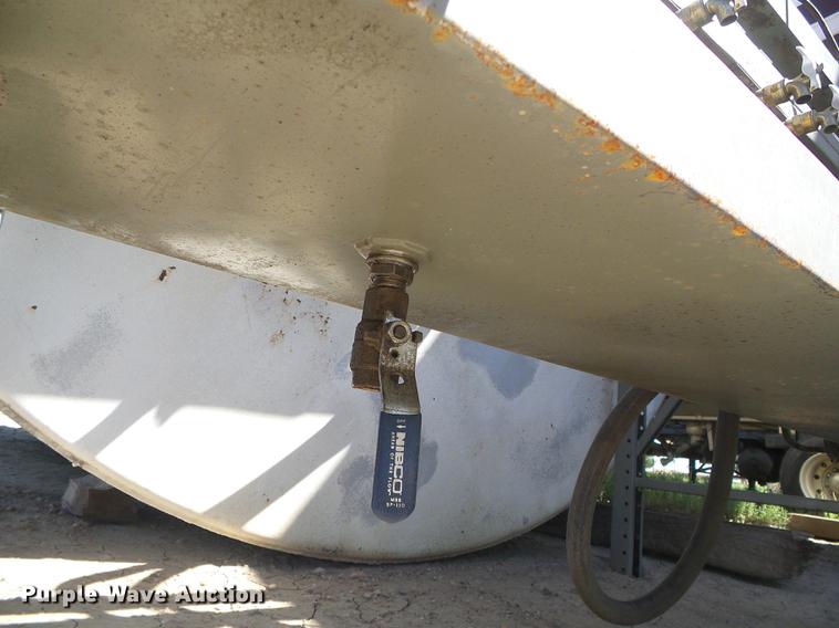 image for item DD5881 Oil storage unit