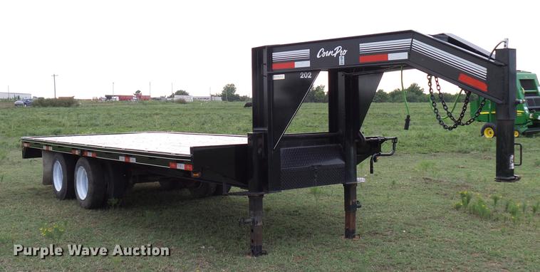 image for item DD5924 2014 Cornpro 202 equipment trailer