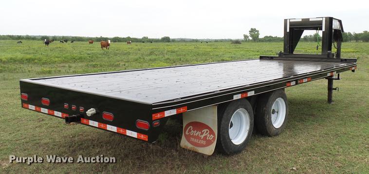 image for item DD5924 2014 Cornpro 202 equipment trailer