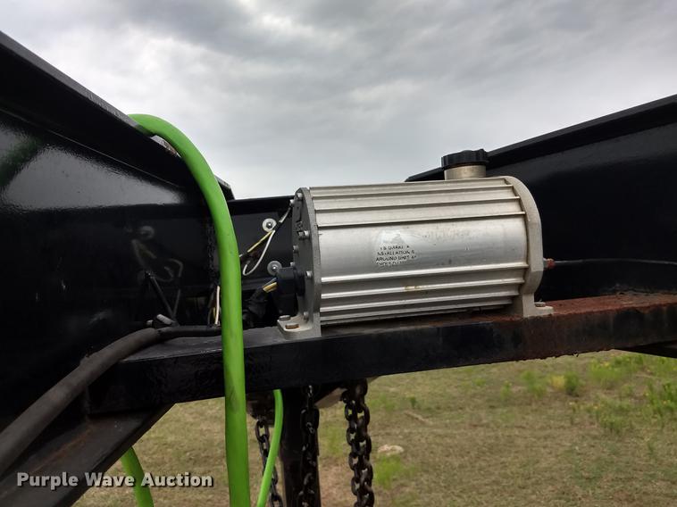 image for item DD5924 2014 Cornpro 202 equipment trailer