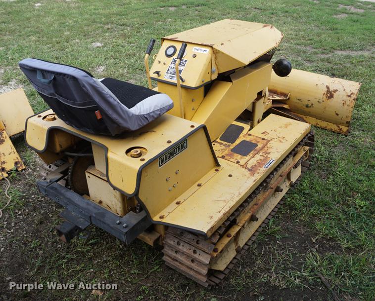 Magnatrac mini dozer in Ottawa, KS Item DD6459 sold Purple Wave