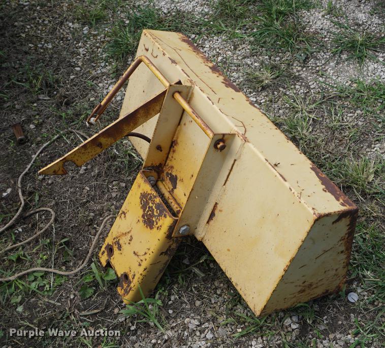 image for item DD6459 Magnatrac mini dozer