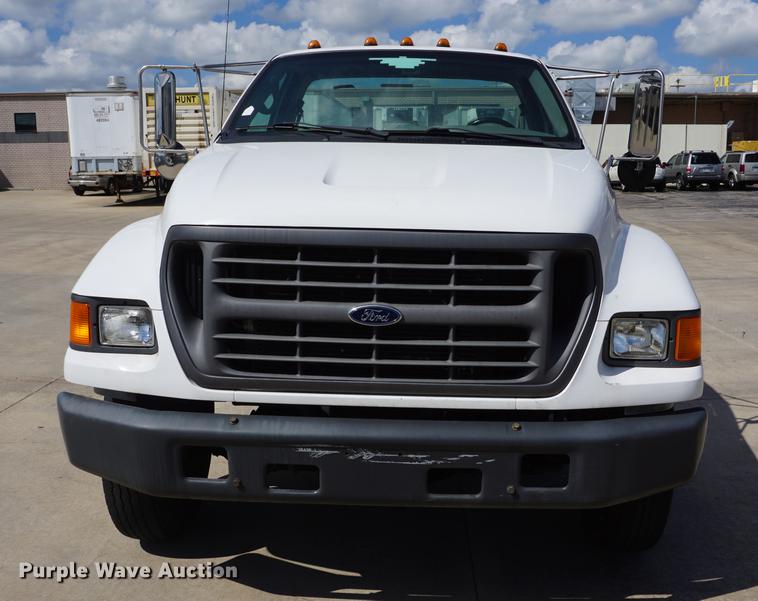 image for item DD6514 2001 Ford F650 Super Duty truck cab and chassis