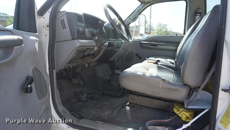 image for item DD6514 2001 Ford F650 Super Duty truck cab and chassis