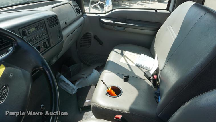 image for item DD6514 2001 Ford F650 Super Duty truck cab and chassis