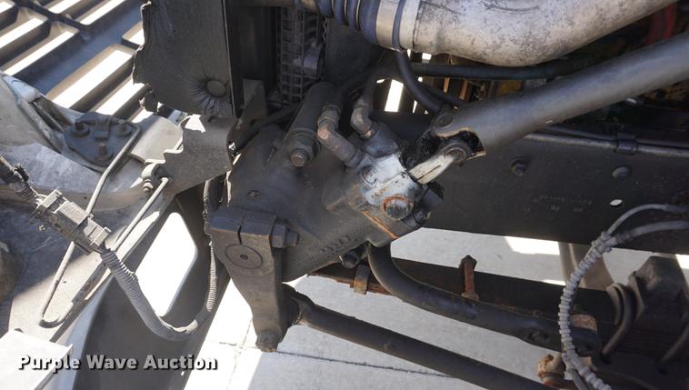 image for item DD6514 2001 Ford F650 Super Duty truck cab and chassis