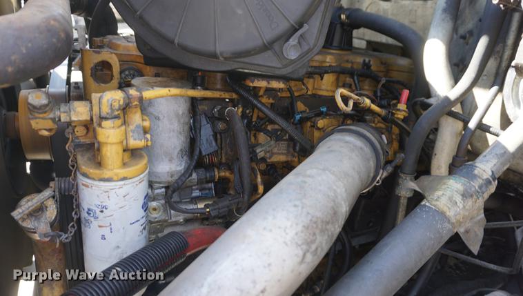 image for item DD6514 2001 Ford F650 Super Duty truck cab and chassis