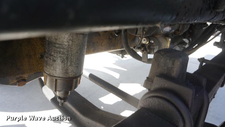 image for item DD6514 2001 Ford F650 Super Duty truck cab and chassis