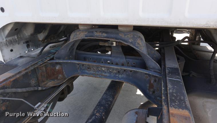 image for item DD6514 2001 Ford F650 Super Duty truck cab and chassis