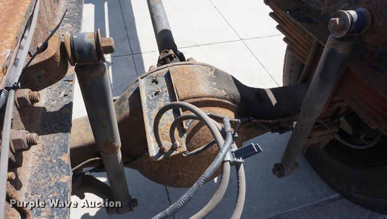 image for item DD6514 2001 Ford F650 Super Duty truck cab and chassis