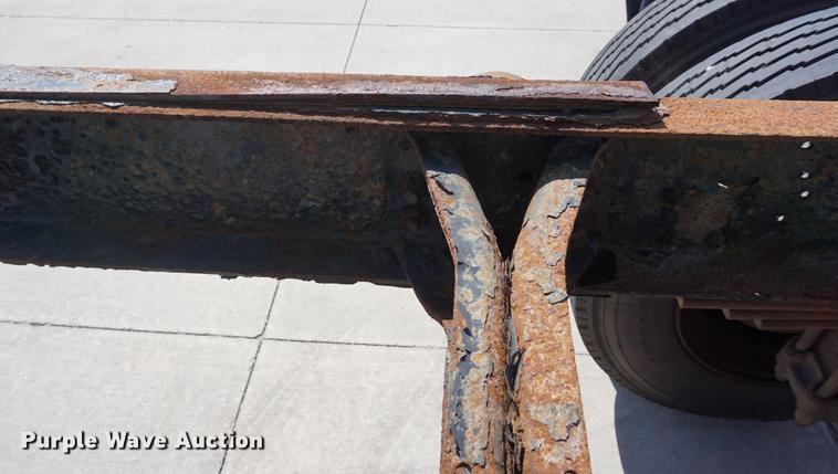 image for item DD6514 2001 Ford F650 Super Duty truck cab and chassis