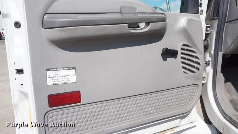 image for item DD6515 2001 Ford F650 Super Duty truck cab and chassis