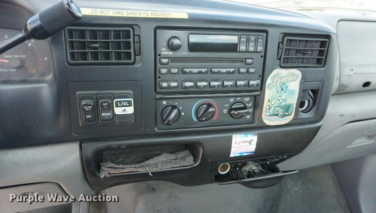 image for item DD6515 2001 Ford F650 Super Duty truck cab and chassis