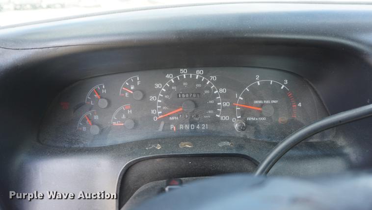 image for item DD6515 2001 Ford F650 Super Duty truck cab and chassis