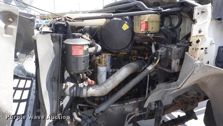 image for item DD6515 2001 Ford F650 Super Duty truck cab and chassis