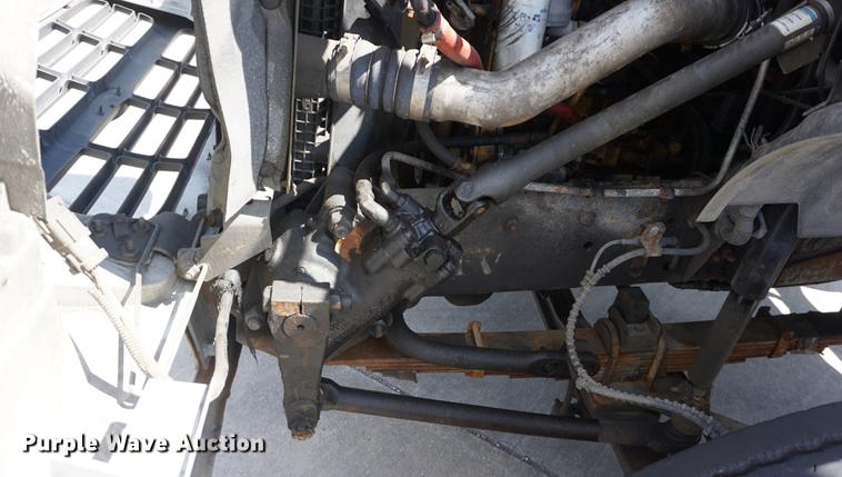 image for item DD6515 2001 Ford F650 Super Duty truck cab and chassis