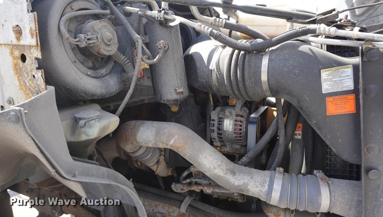 image for item DD6515 2001 Ford F650 Super Duty truck cab and chassis