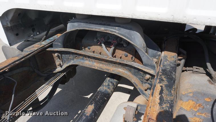 image for item DD6515 2001 Ford F650 Super Duty truck cab and chassis