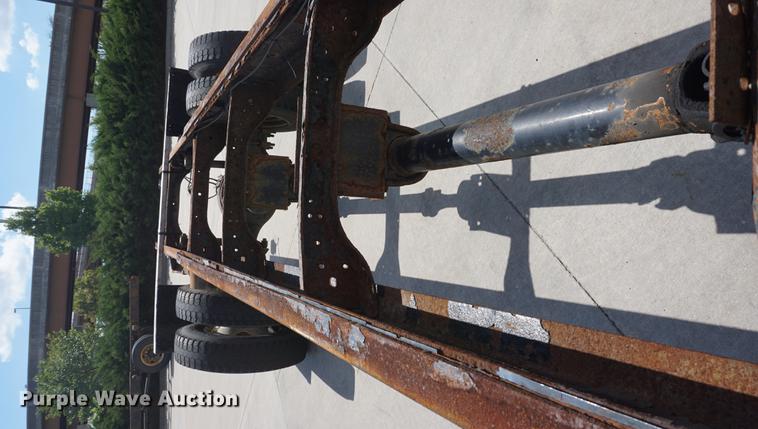 image for item DD6515 2001 Ford F650 Super Duty truck cab and chassis