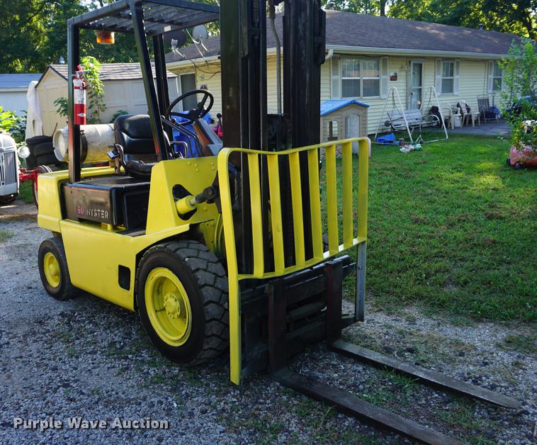 image for item DD6529 Hyster H50XL forklift