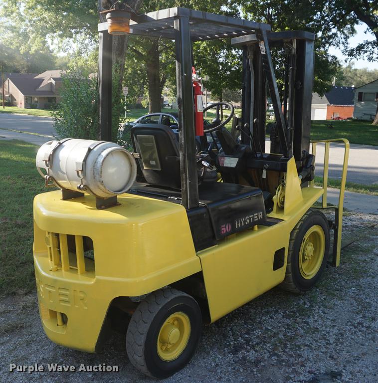 image for item DD6529 Hyster H50XL forklift
