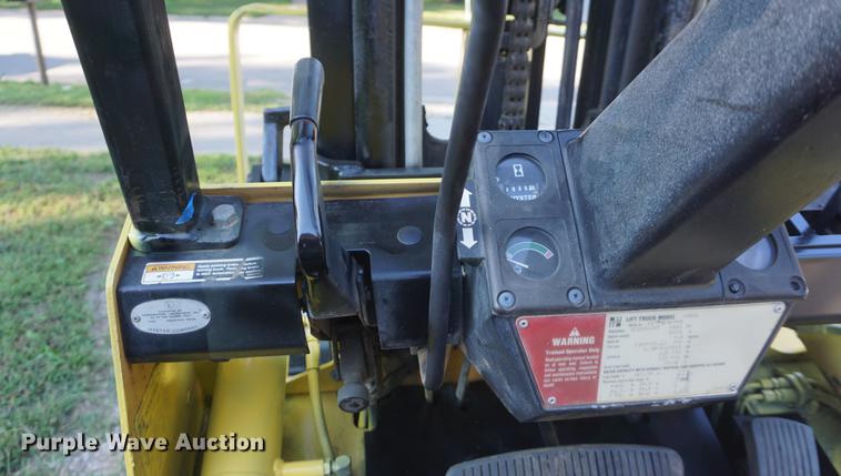image for item DD6529 Hyster H50XL forklift