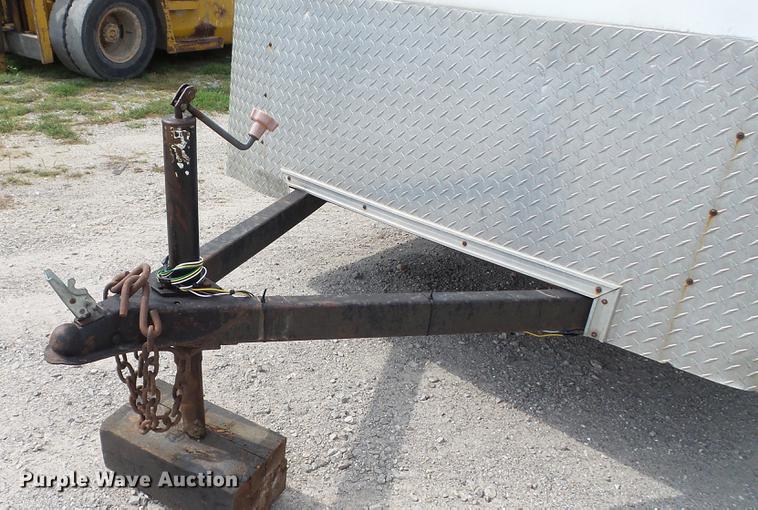 image for item DD7361 2000 Doolittle enclosed cargo trailer