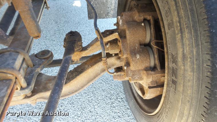 image for item DD7406 1996 GMC TopKick Lo-Pro box truck