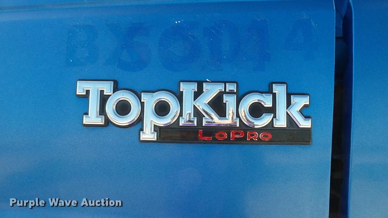 image for item DD7406 1996 GMC TopKick Lo-Pro box truck