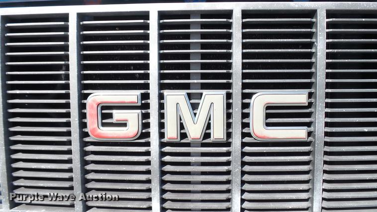 image for item DD7406 1996 GMC TopKick Lo-Pro box truck