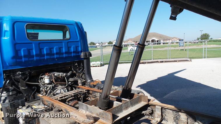 image for item DD7407 2003 Isuzu NPR dump flatbed truck