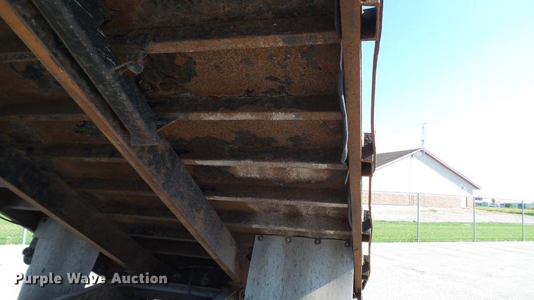 image for item DD7407 2003 Isuzu NPR dump flatbed truck