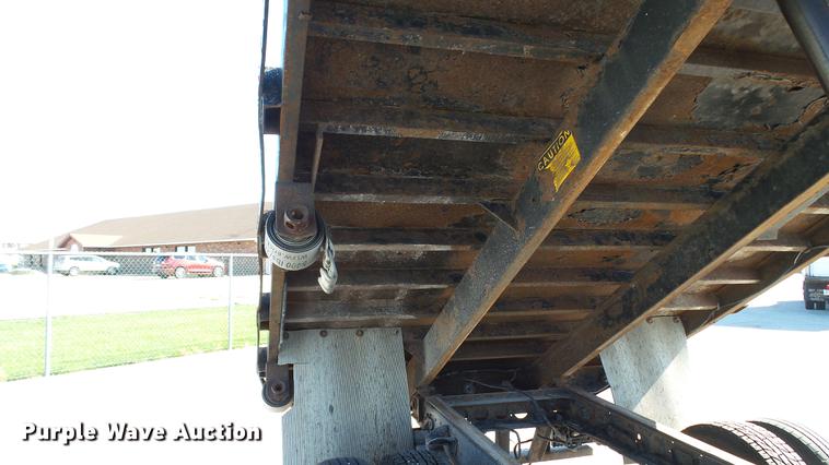 image for item DD7407 2003 Isuzu NPR dump flatbed truck