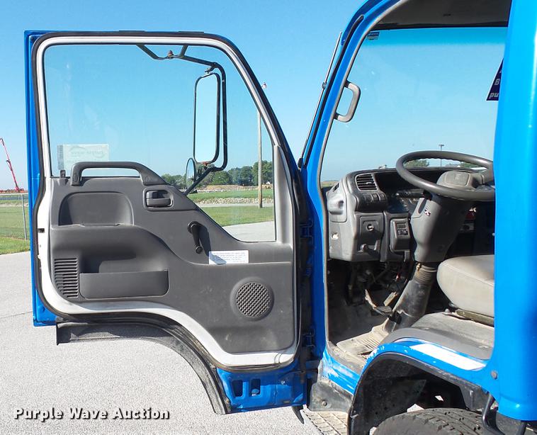 image for item DD7407 2003 Isuzu NPR dump flatbed truck