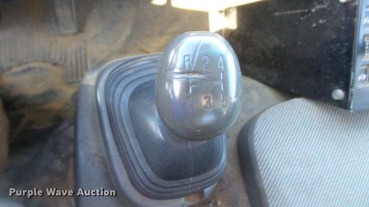 image for item DD7407 2003 Isuzu NPR dump flatbed truck