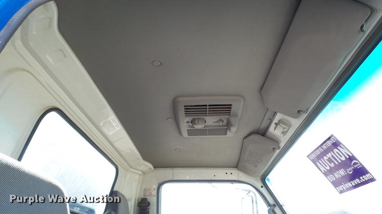 image for item DD7407 2003 Isuzu NPR dump flatbed truck