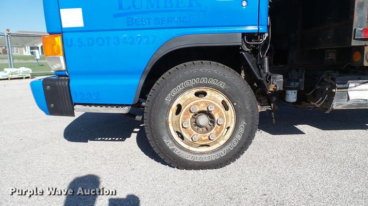 image for item DD7407 2003 Isuzu NPR dump flatbed truck