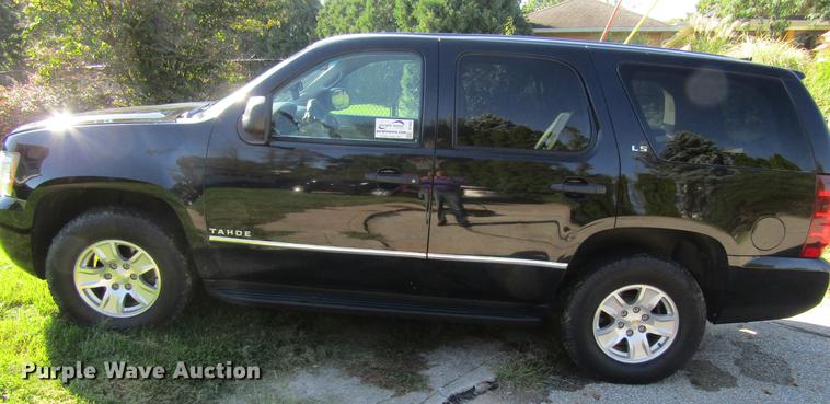 image for item DF3860 2012 Chevrolet Tahoe Police SUV