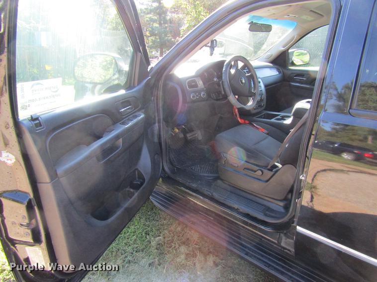 image for item DF3860 2012 Chevrolet Tahoe Police SUV