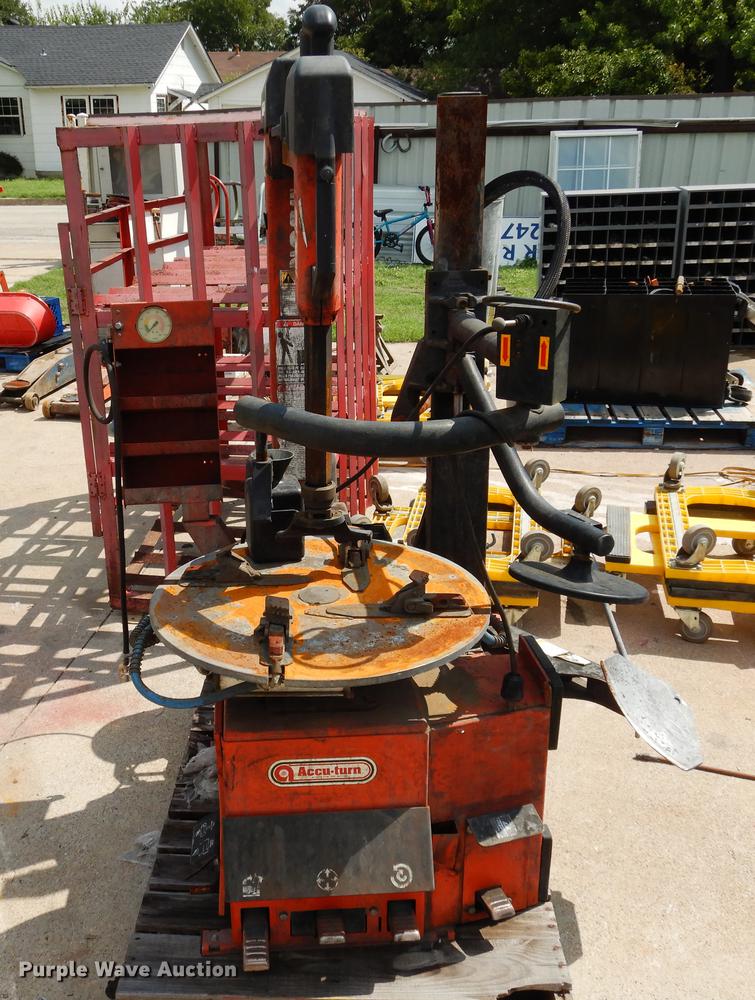 image for item DK9858 Accu-Turn 5602 tire machine